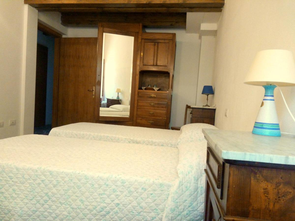 Lierus B&B Gonnosfanàdiga Exterior photo